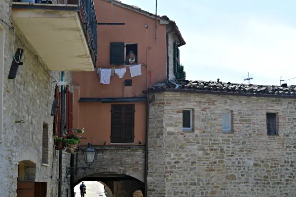 Serra-San-Quirico-Le-Marche (8)