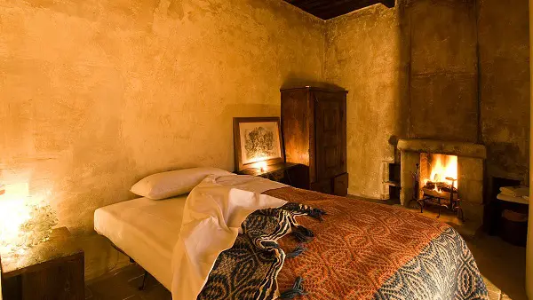Sextantio-classic-room-camera-sul-lago