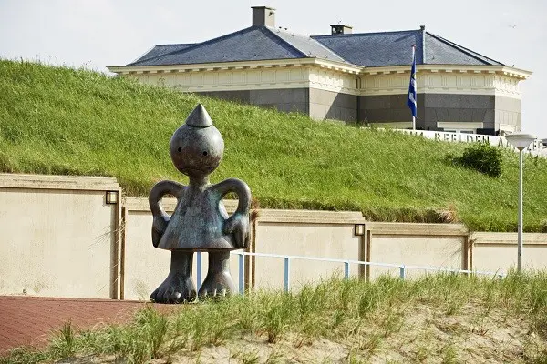 Sprookjes-Beelden-aan-Zee-Scheveningen (2)