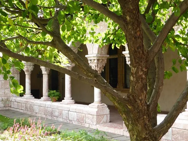 The-Cloisters-New-York (12)
