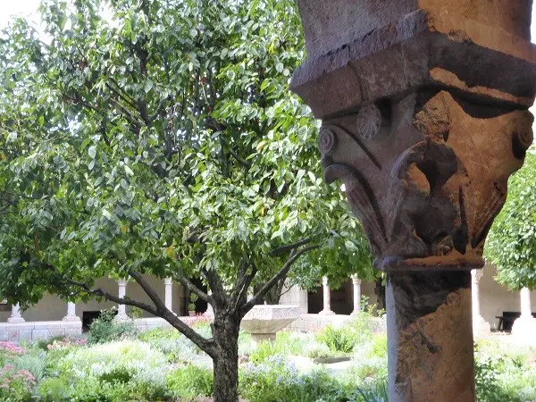 The-Cloisters-New-York (5)