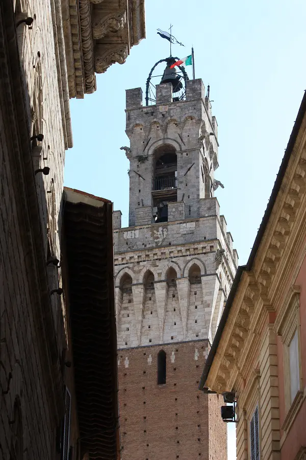 Torre-Mangia-Siena-2