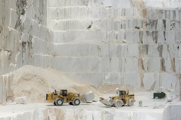 Toscane-Carrara-marmer (2)