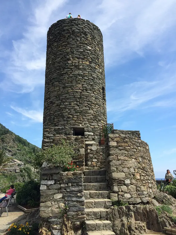 Vernazza-Cinque-Terre-Castello-Doria (4)
