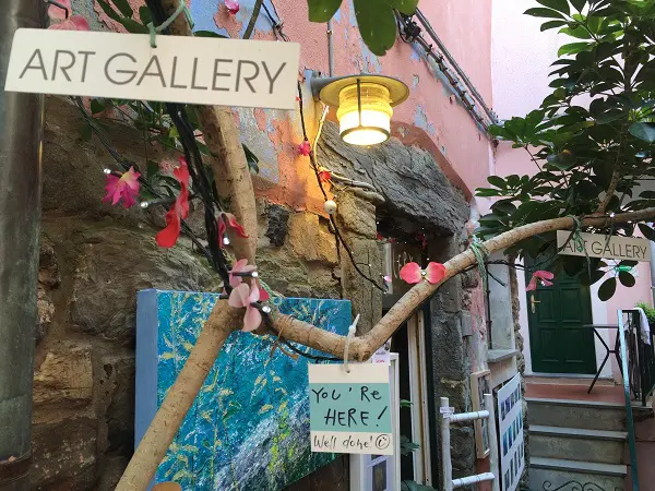 Vernazza-Cinque-Terre-details (2)