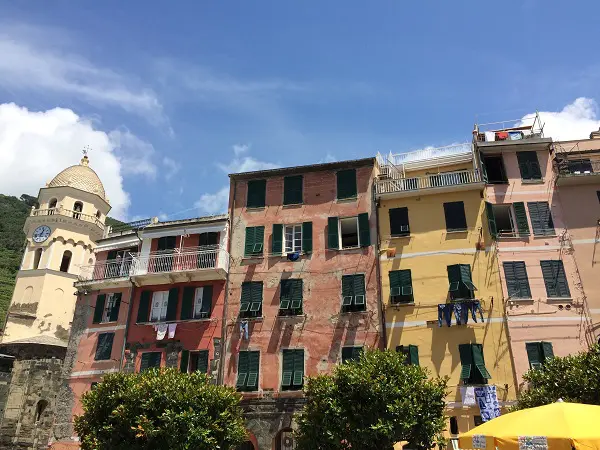 Vernazza-Cinque-Terre-piazzetta (8)