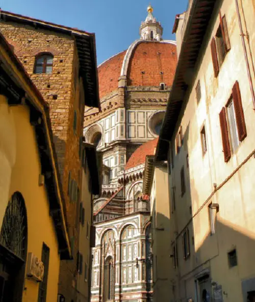 Via-dello-Studio-Duomo-Florence