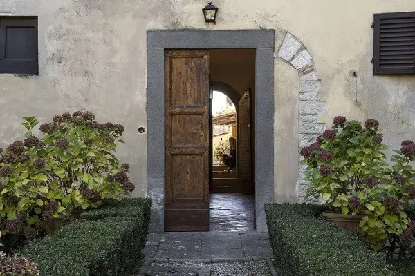 Villa-Medicea-di-Lilliano-Florence-Toscane-1a