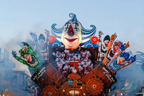 carnaval-van-Viareggio (15)
