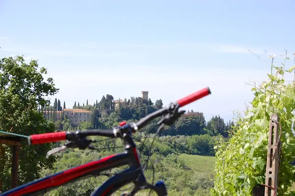 fietsen-Toscane-kastelen-audio-guide-Toscana-by-Bike (1b)