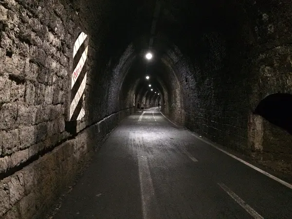 fietspad-Levanto-Bonassola-spoorwegtunnels (19)