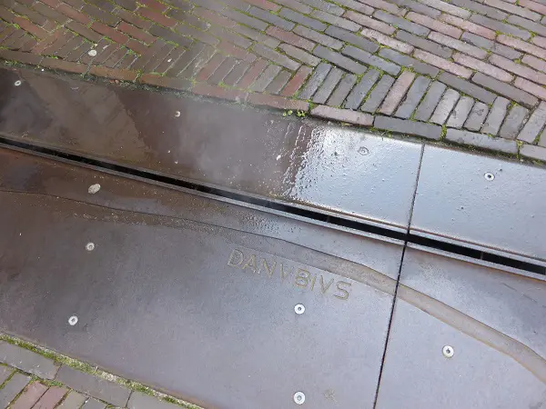 limes-markering-Dom-plein-Utrecht (3)