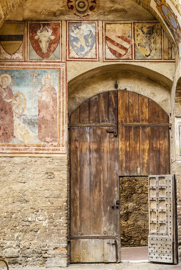 oude-deur-San-Gimignano