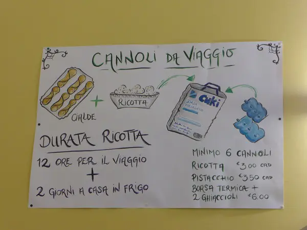 pasticceria-D'Ambra-Lipari-cannoli (2)