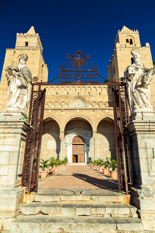 Cefalu-Sicilie-kathedraal-2