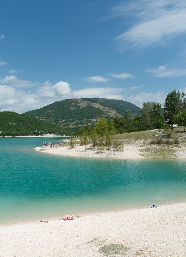 lago-fiastra-monti-sibillini