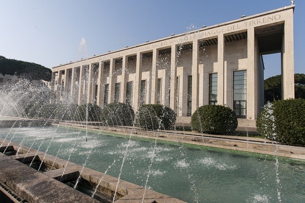 Palazzo-degli-Uffici-EUR-Rome